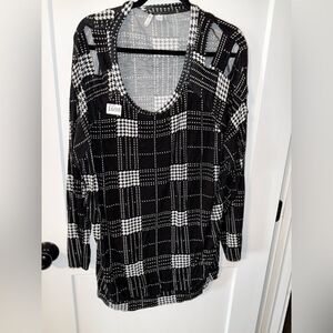 Cato Black and White Graphic Long Sleeve Blouse